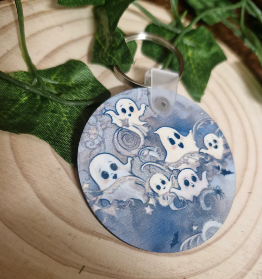 Cute Wooden Ghost Keyring Style 3